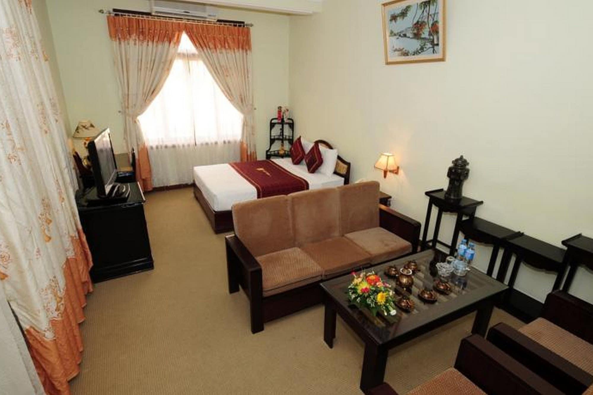 הואה Duy Tan Hotel מראה חיצוני תמונה