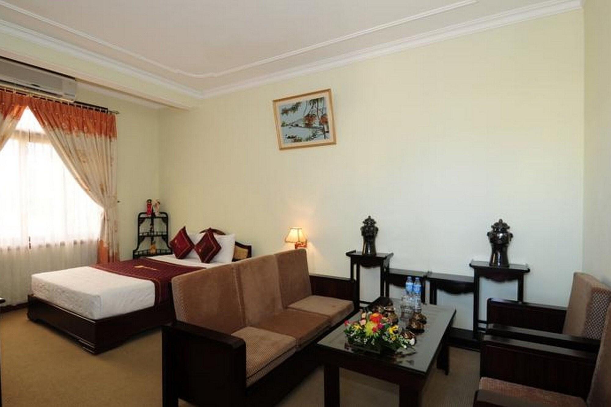 הואה Duy Tan Hotel מראה חיצוני תמונה